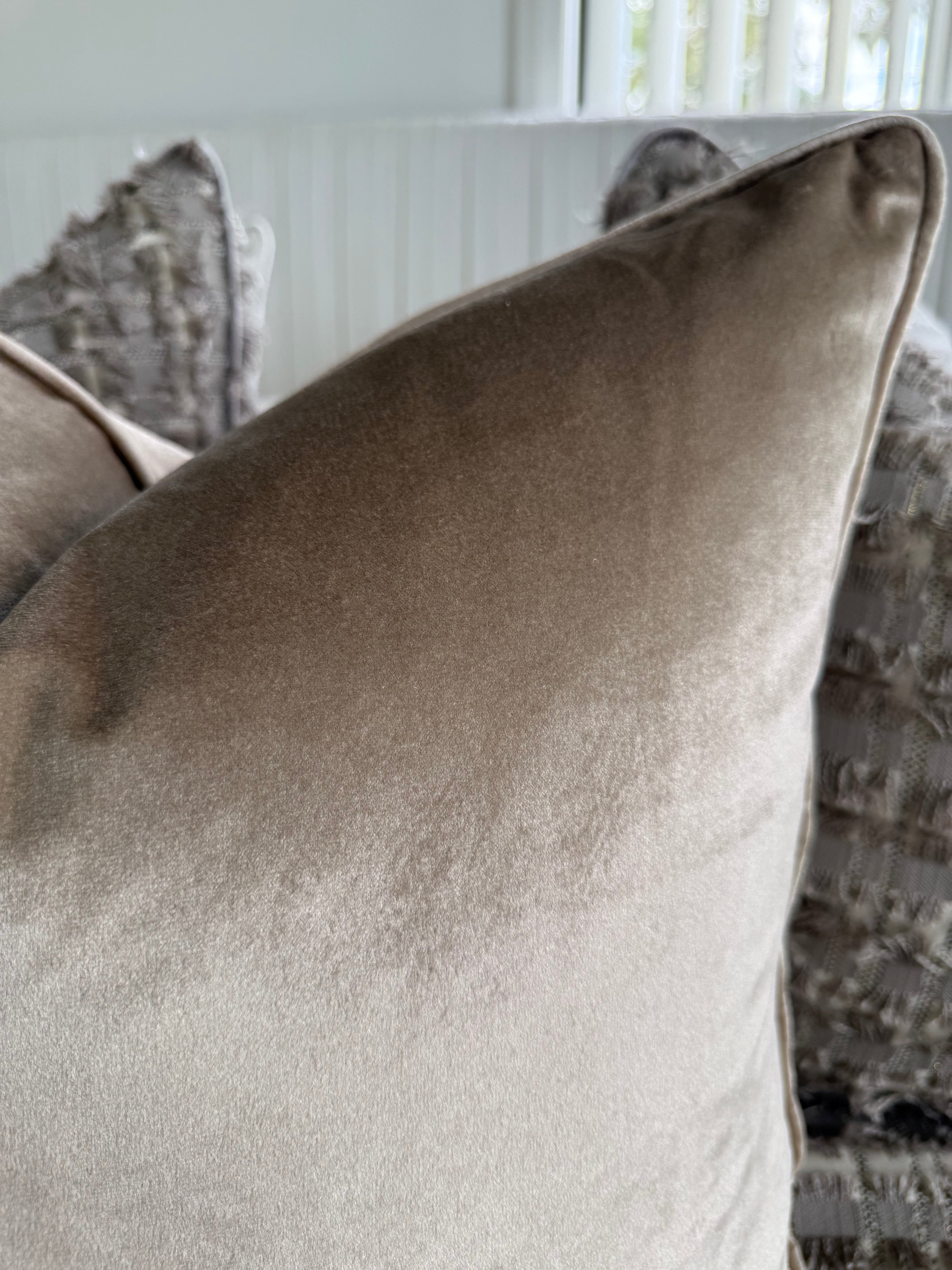 Light gold velvet cushion cover