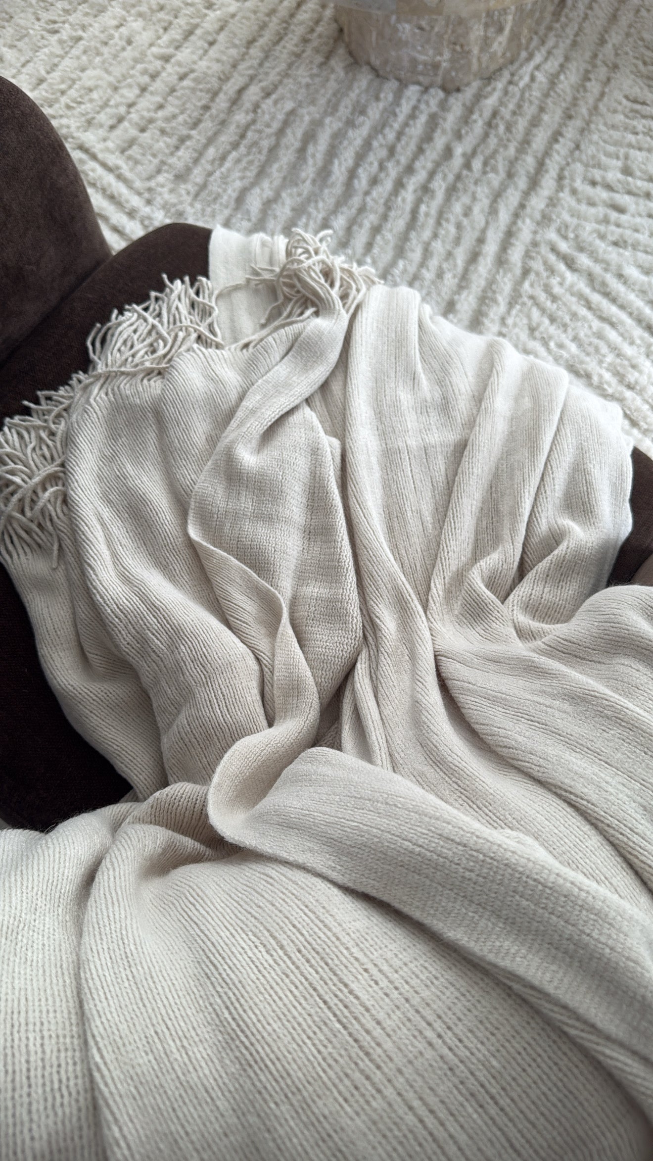 Beige tassel throw (PRE-ORDER)
