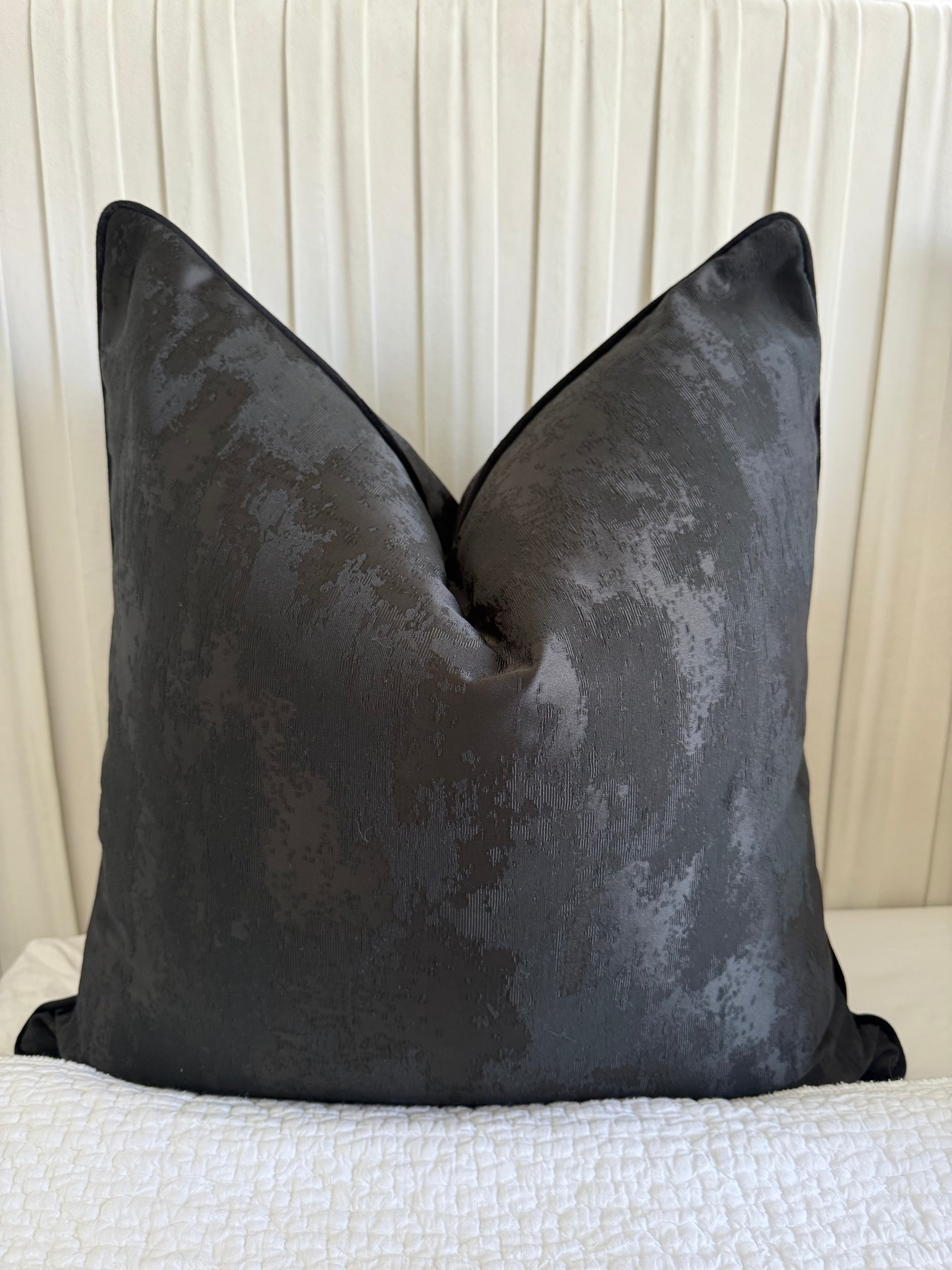 Midnight | Cushion Cover