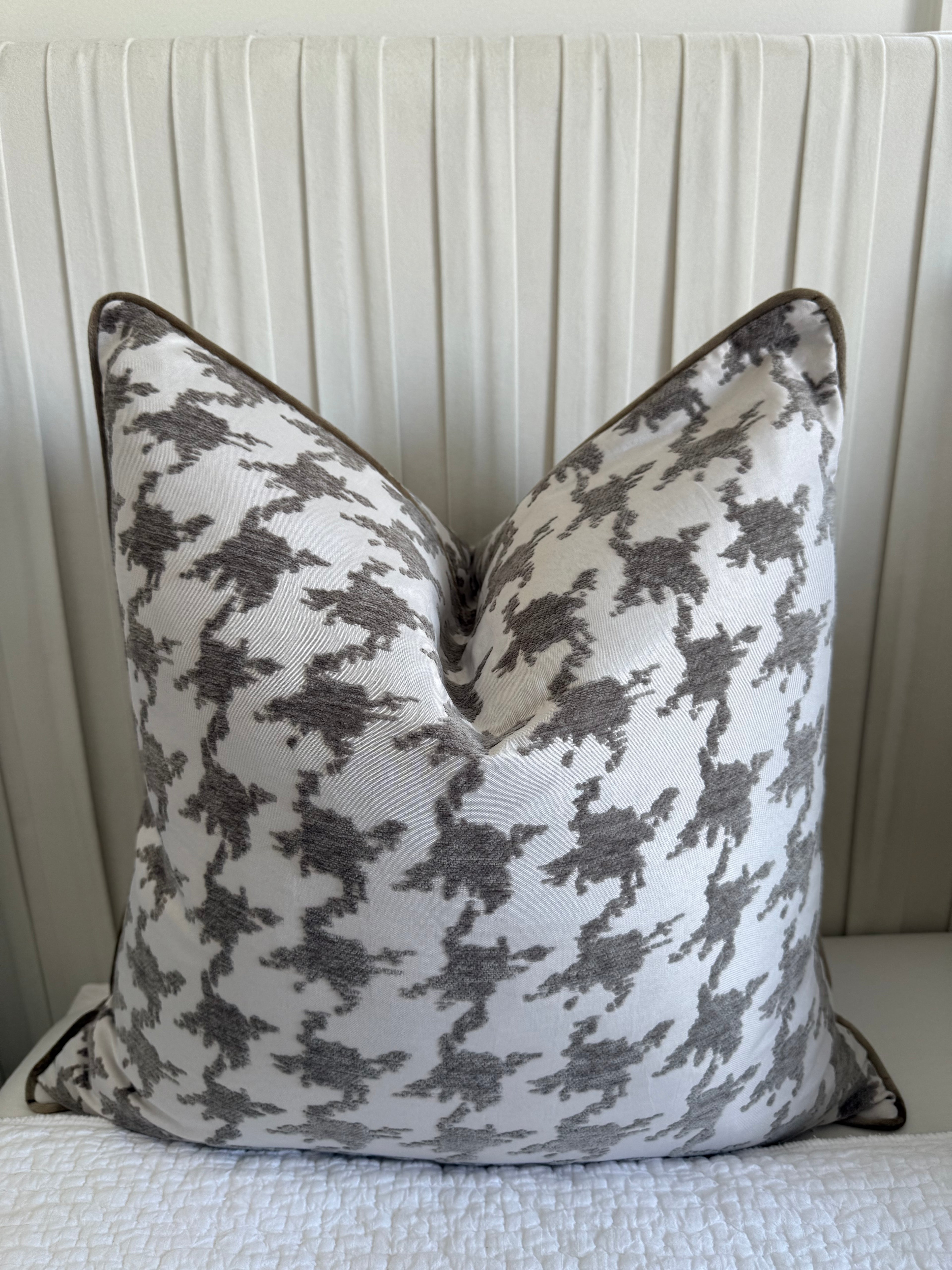 Dior | Cushion Cover