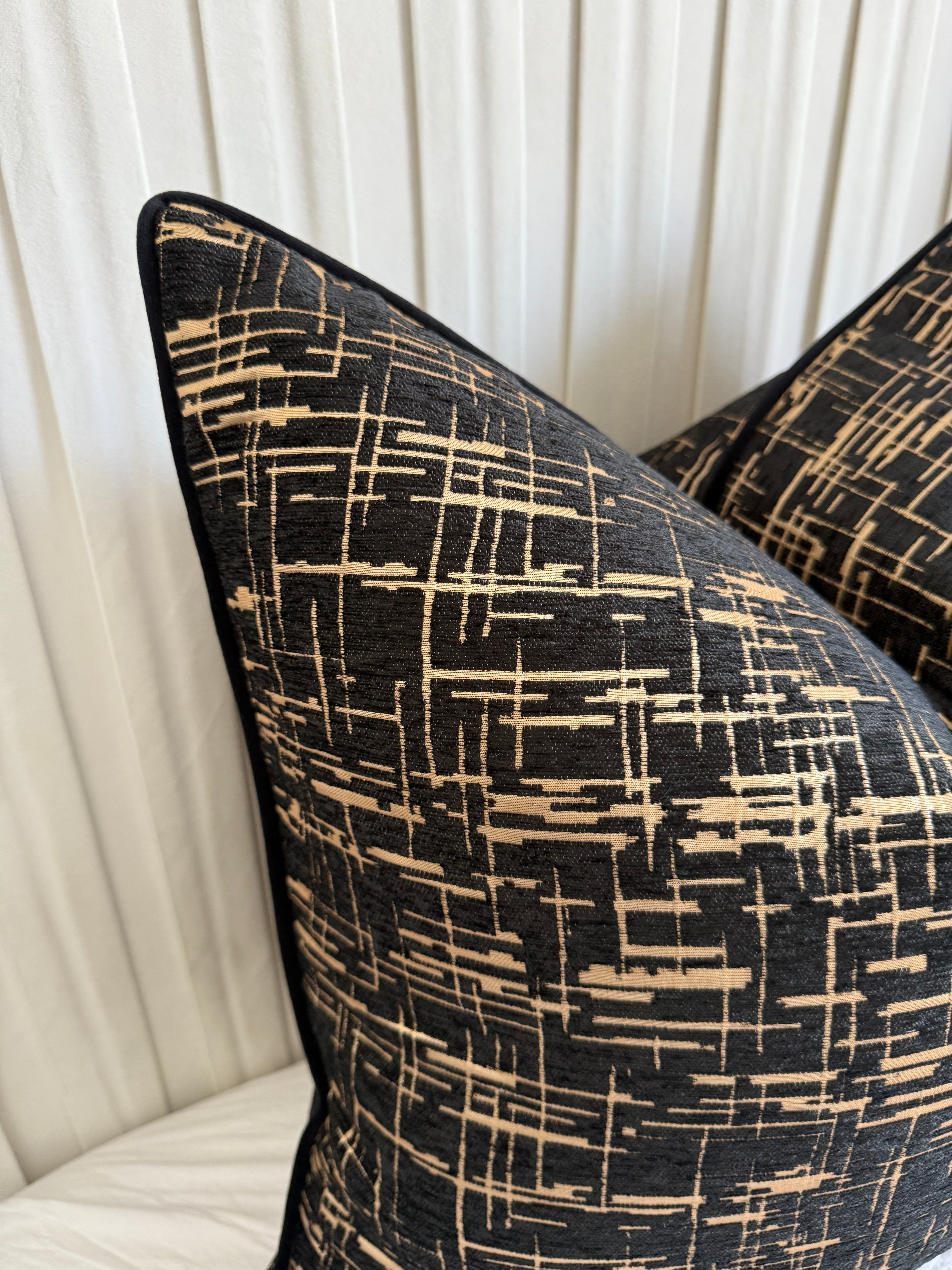 Onyx | Cushion Cover