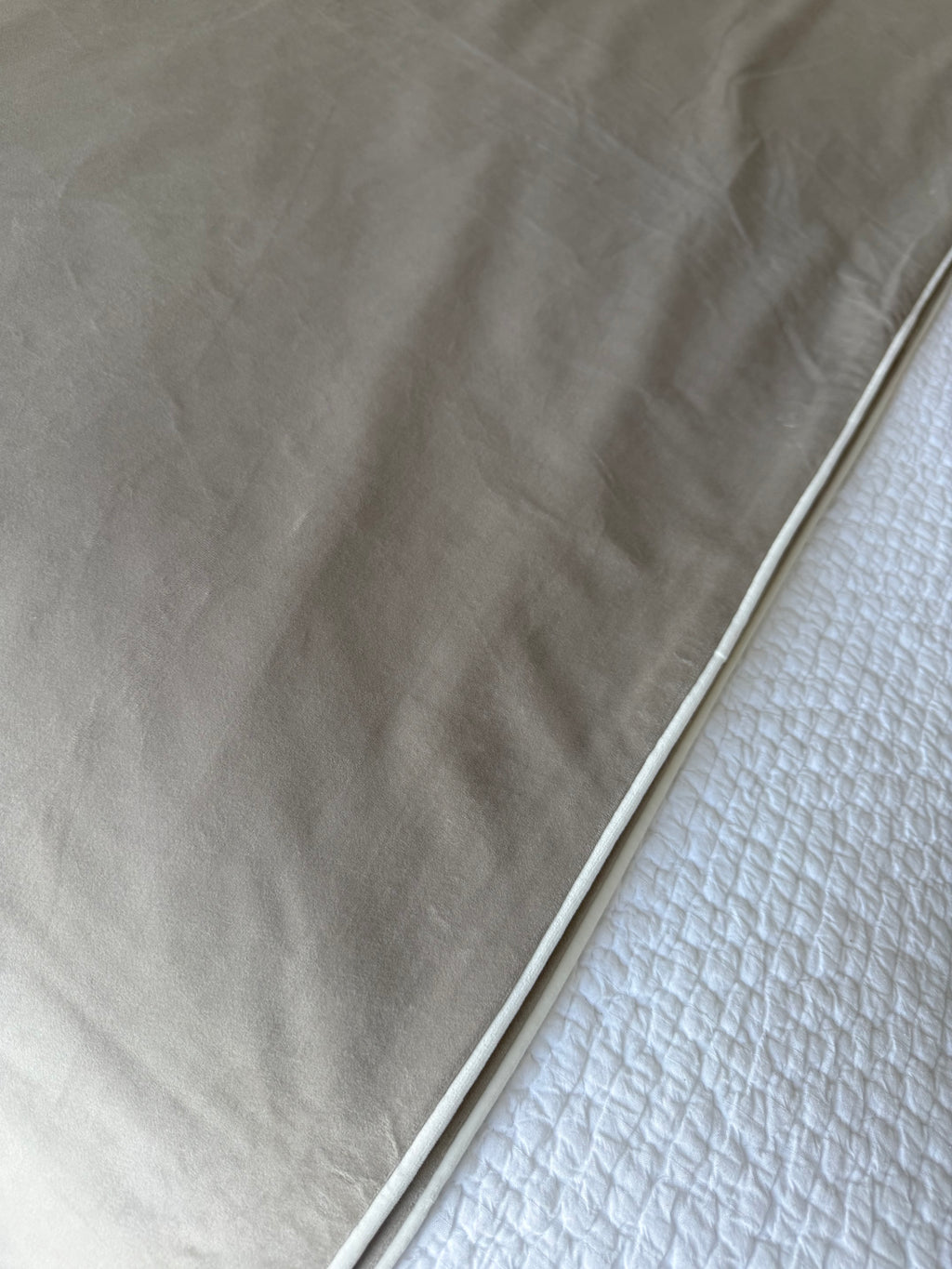 Blush & White Velvet Piping | Throw