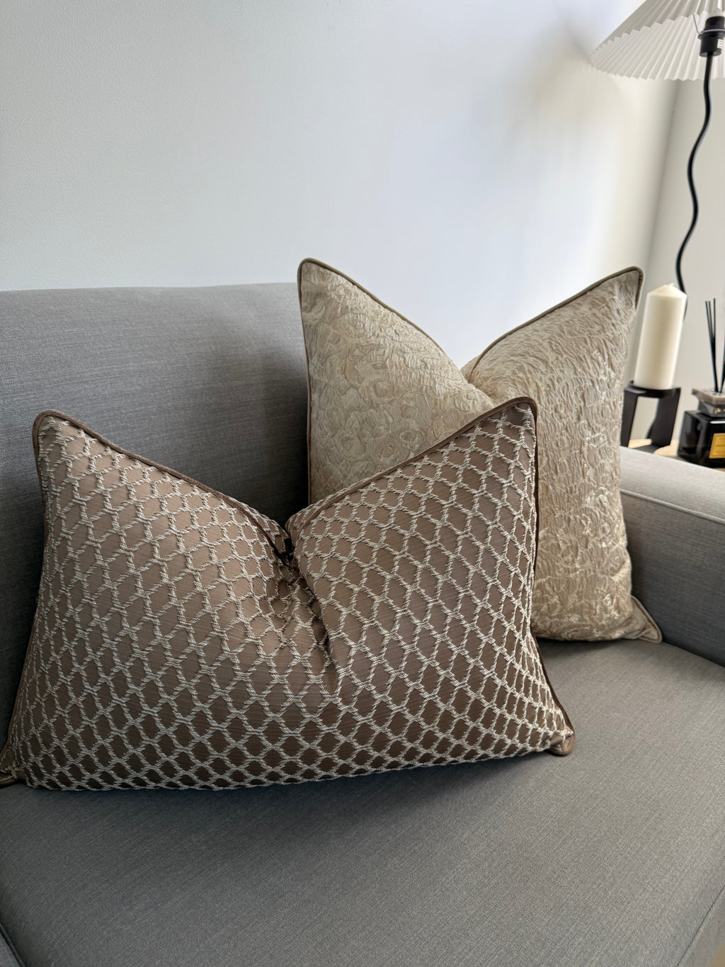 Lumiere Amour | Cushion Cover